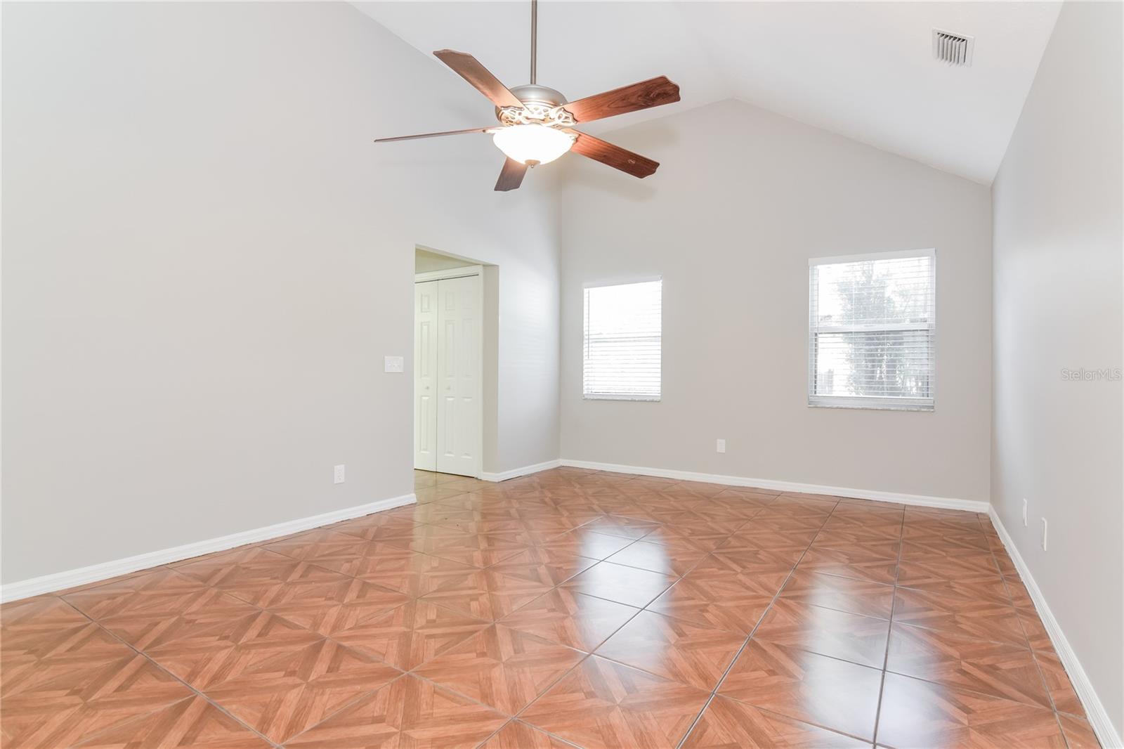 EASTWOOD GLENN - Residential Lease