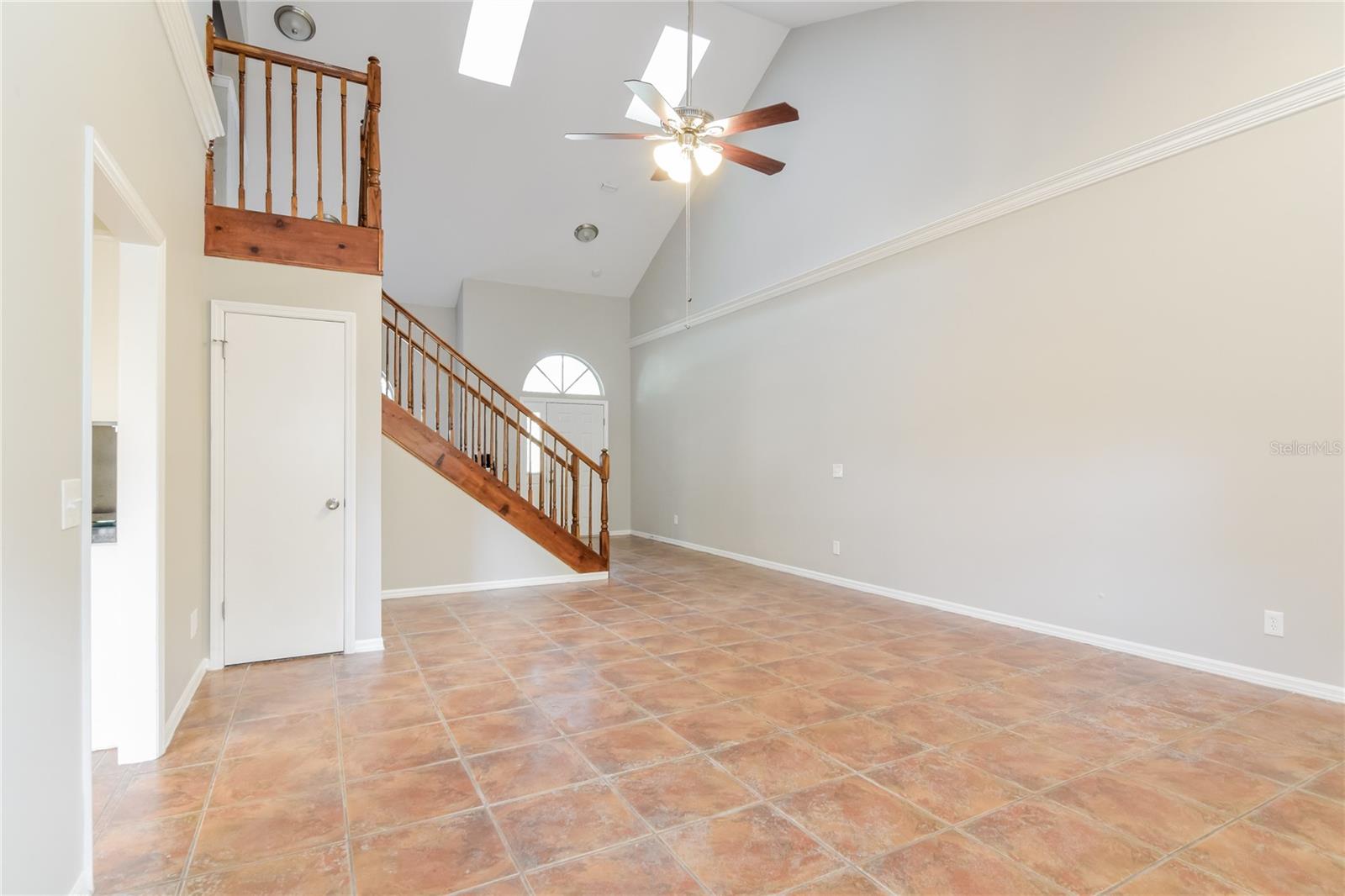 EASTWOOD GLENN - Residential Lease