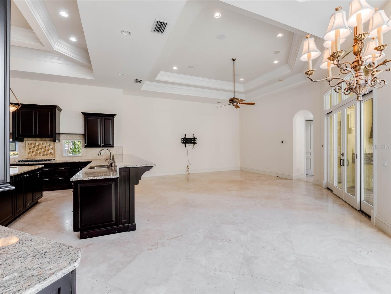 BELLA COLLINA SUB - Residential