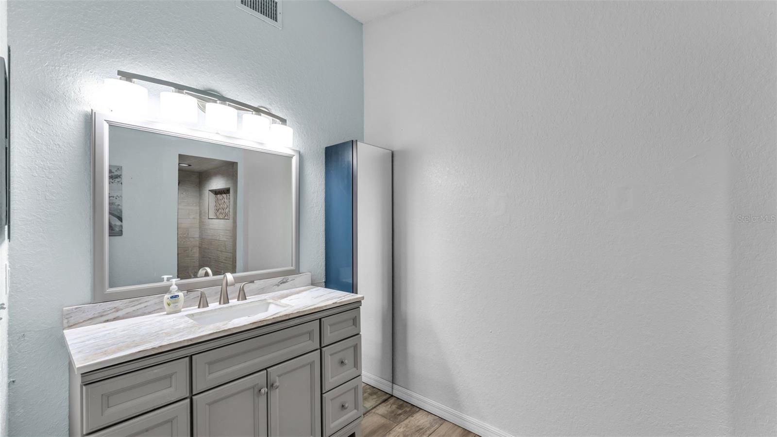 ASHLEY POINTE - Residential