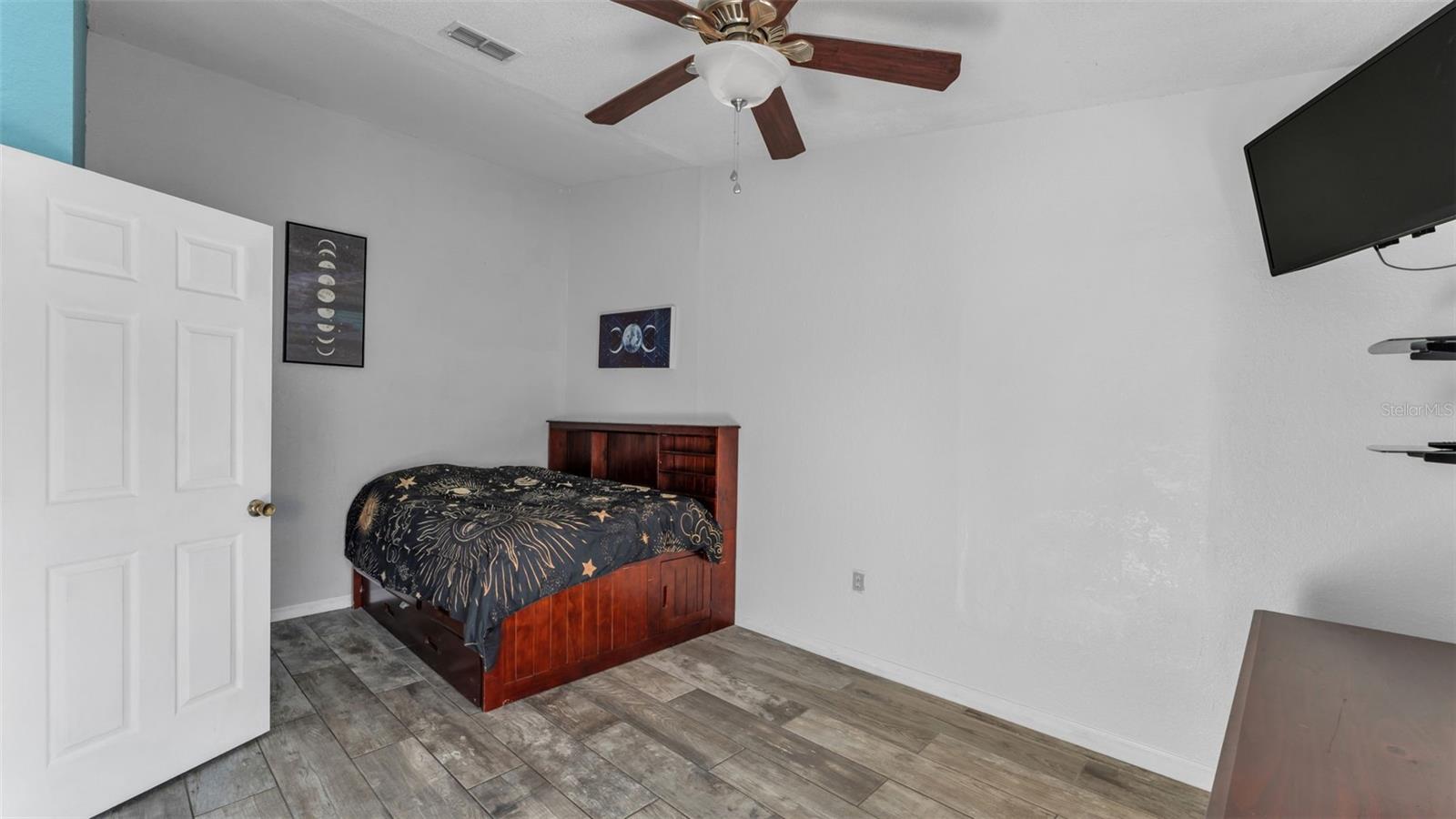 ASHLEY POINTE - Residential