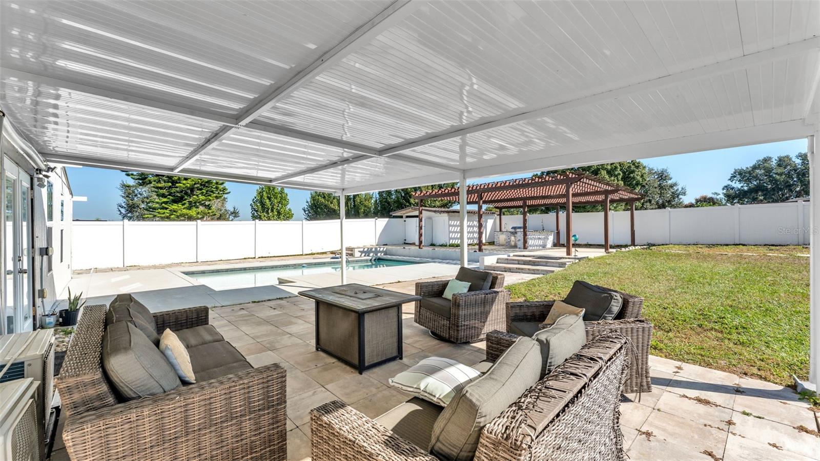 ASHLEY POINTE - Residential