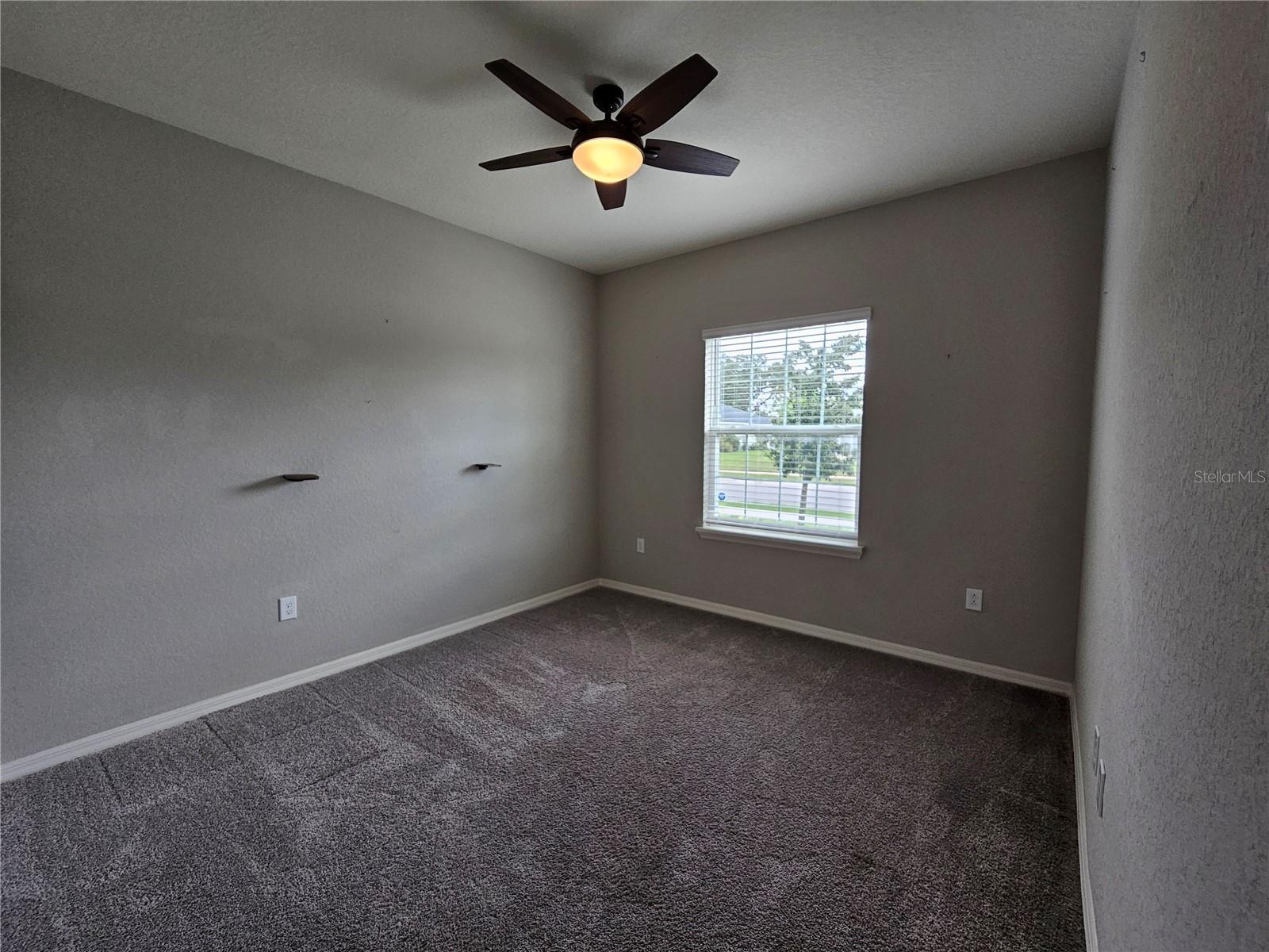 LANDINGS/EAGLE LAKE - Residential