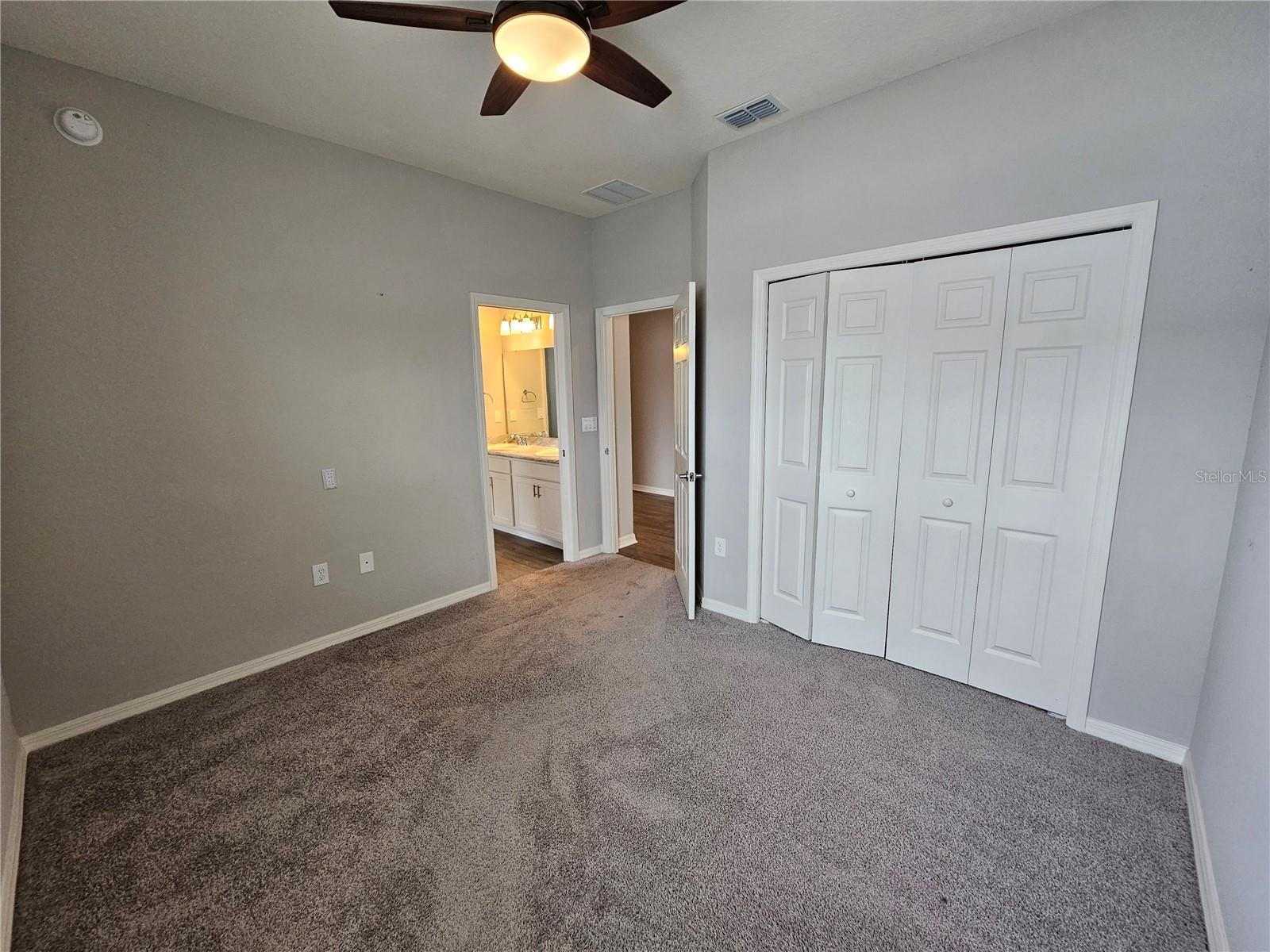LANDINGS/EAGLE LAKE - Residential