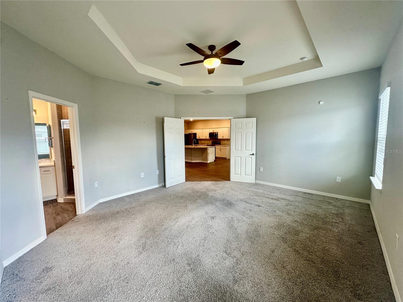 LANDINGS/EAGLE LAKE - Residential