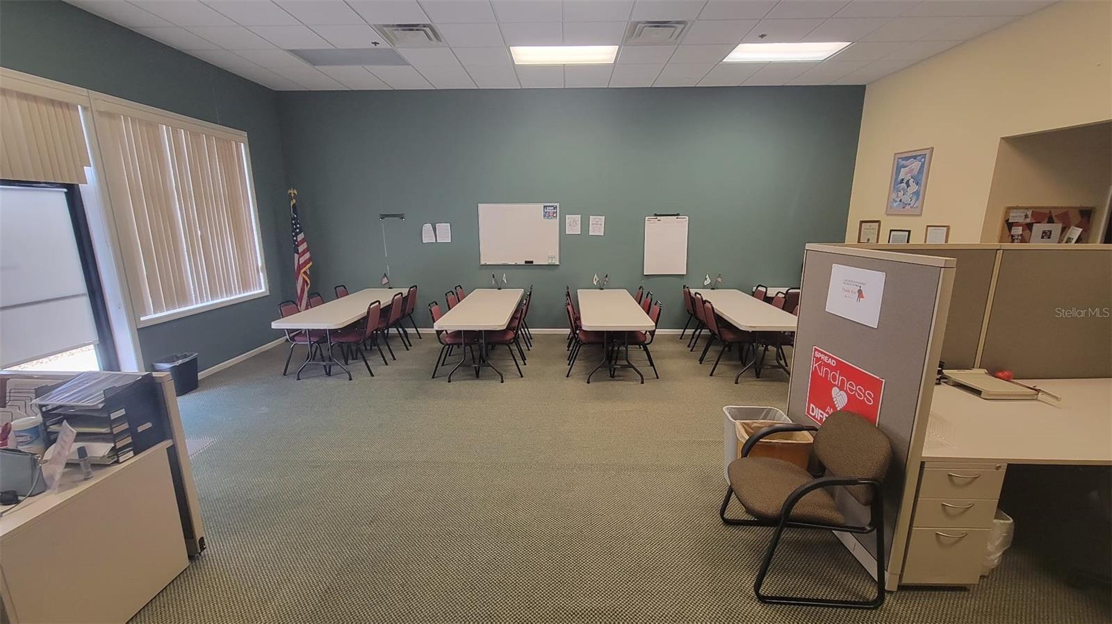 LEESBURG LEESBURG COMMERCE PARK PH 01 - Commercial Lease