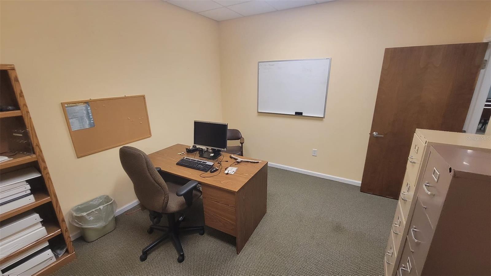 LEESBURG LEESBURG COMMERCE PARK PH 01 - Commercial Lease