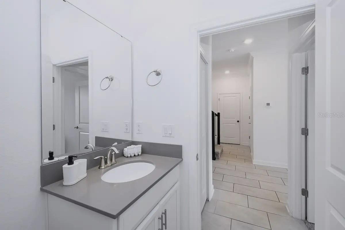 STOREY LAKE 4 - Residential