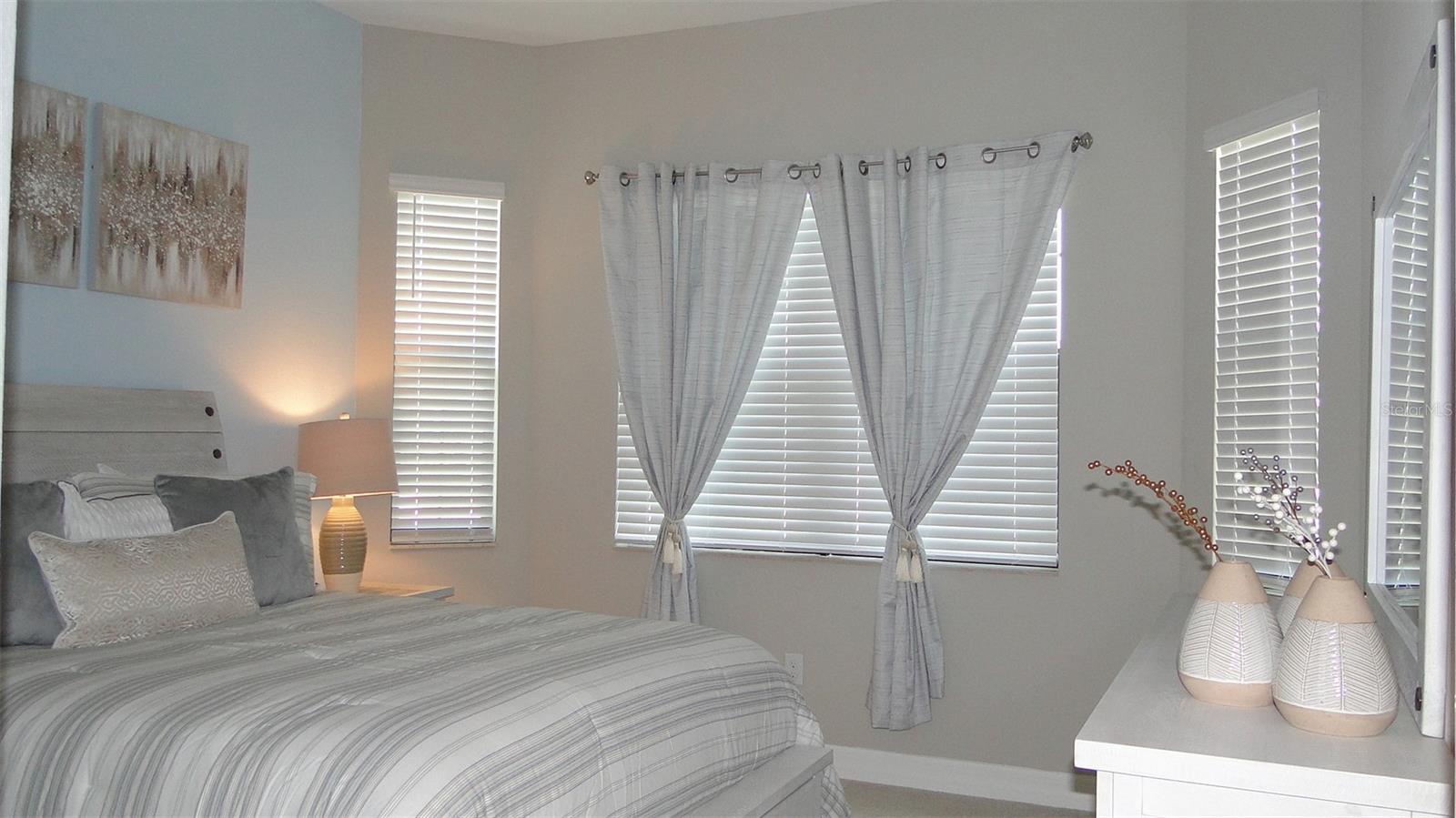 LAKEWOOD NATIONAL - Residential Lease
