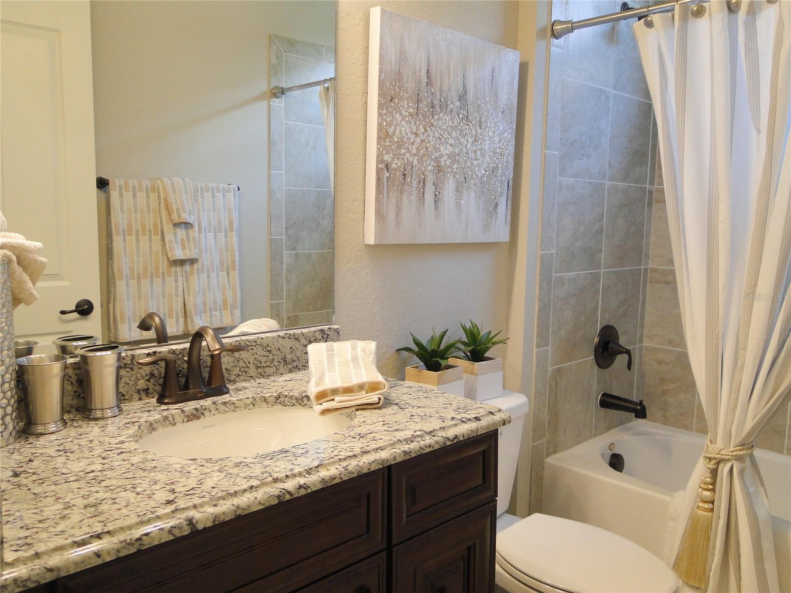 LAKEWOOD NATIONAL - Residential Lease