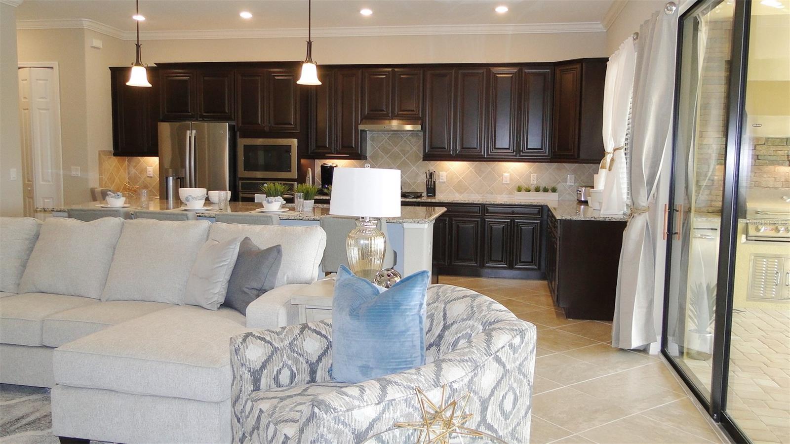 LAKEWOOD NATIONAL - Residential Lease