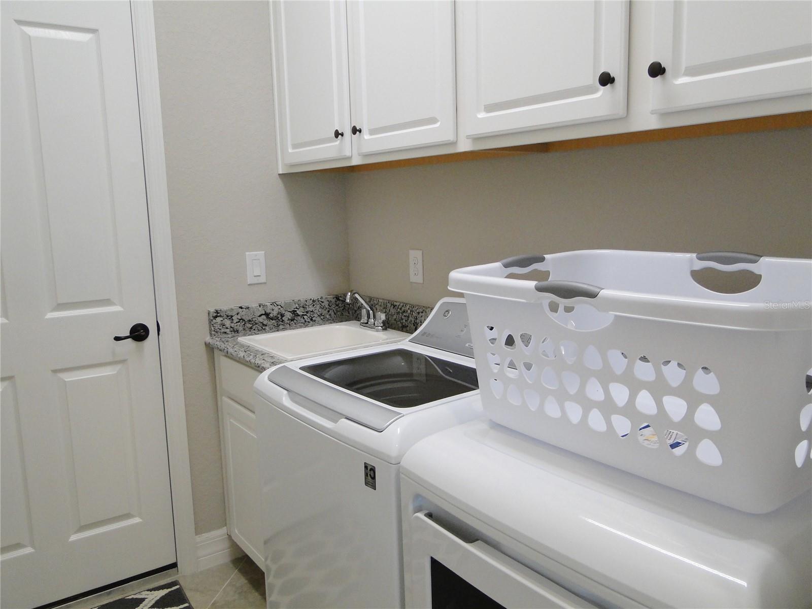 LAKEWOOD NATIONAL - Residential Lease