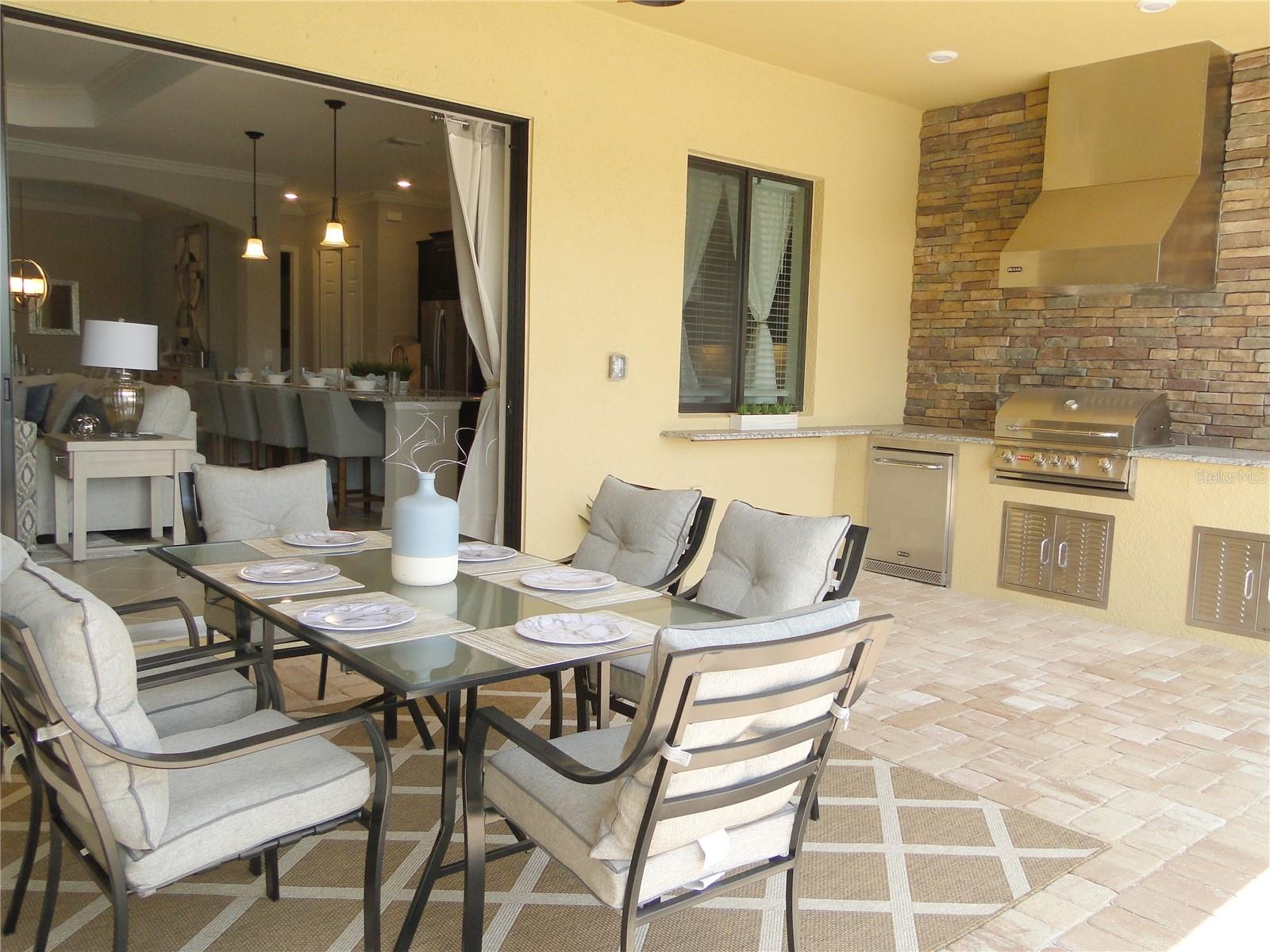 LAKEWOOD NATIONAL - Residential Lease