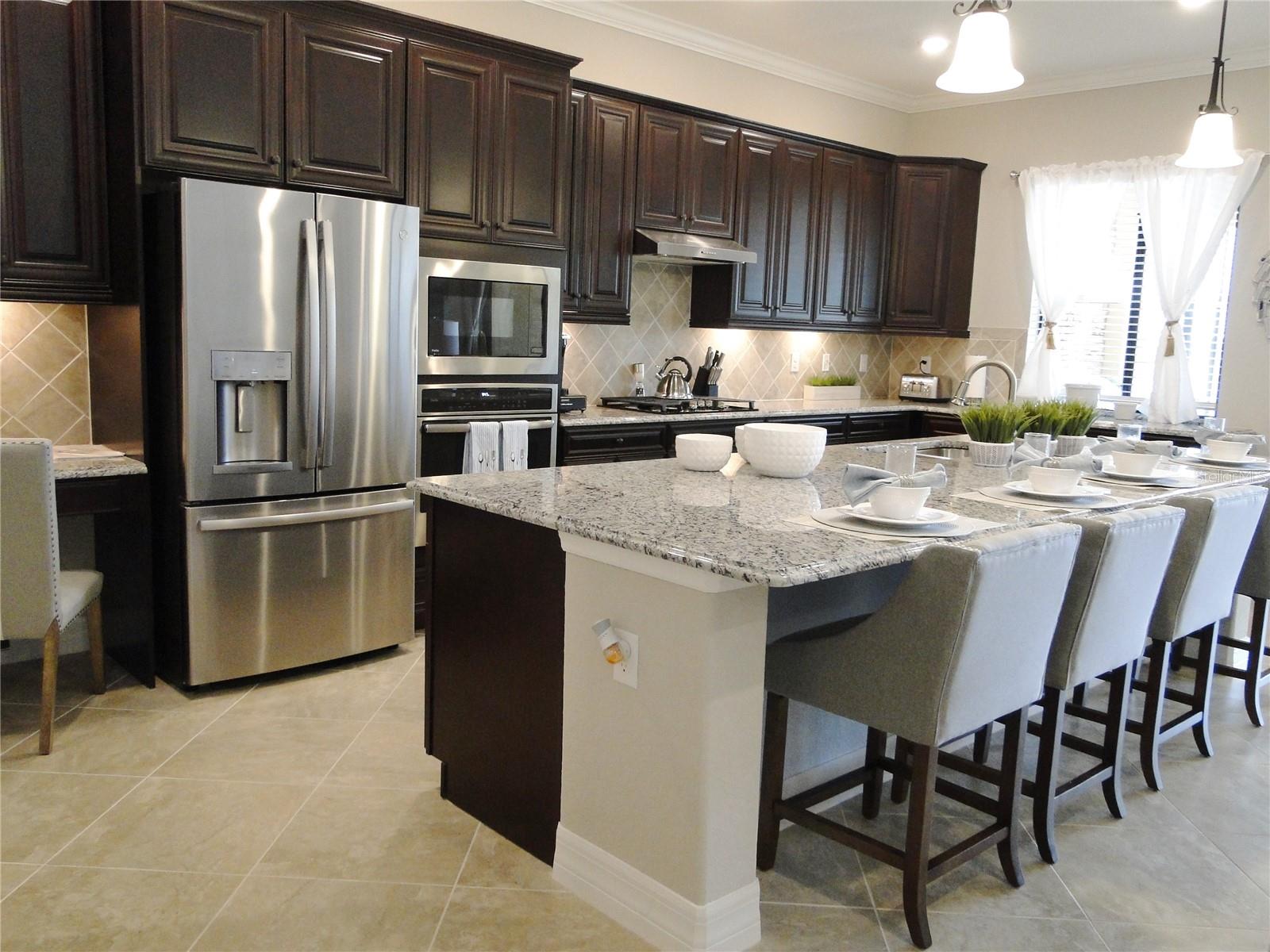 LAKEWOOD NATIONAL - Residential Lease