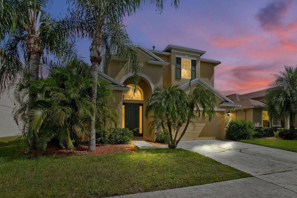 Photo of 3013 Silvermill Loop, Land O Lakes, FL 34638 (MLS # TB8435734)