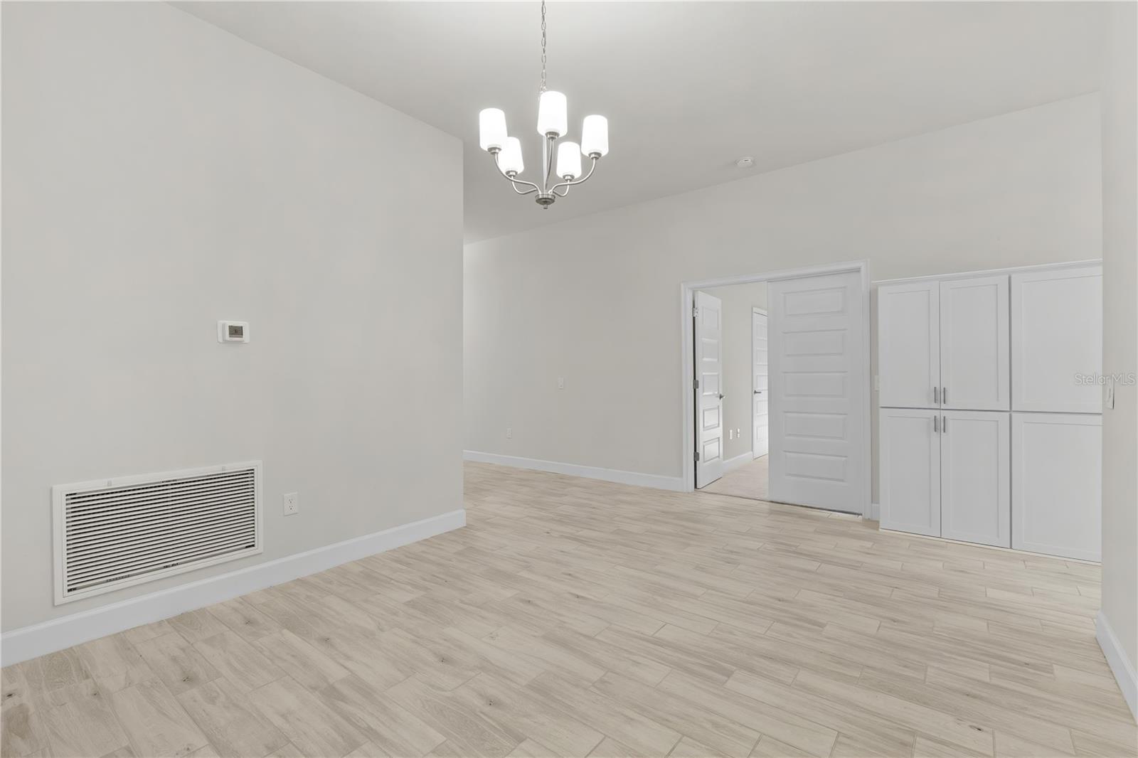 ABBEY GLEN - Residential