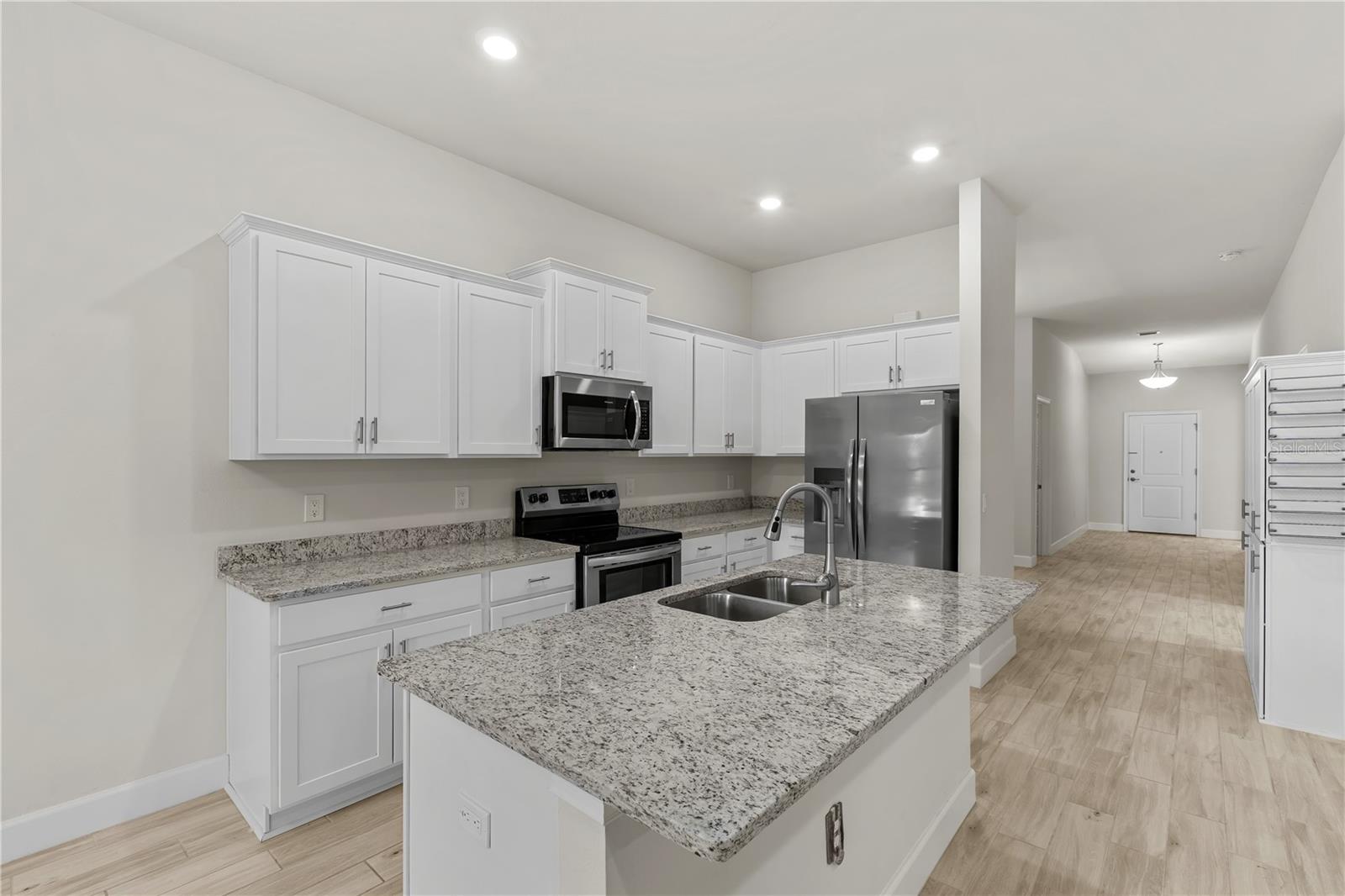 ABBEY GLEN - Residential
