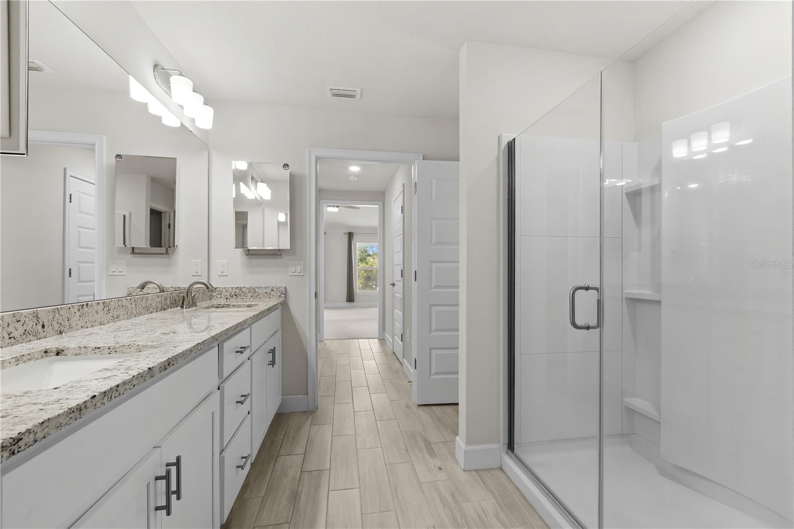 ABBEY GLEN - Residential
