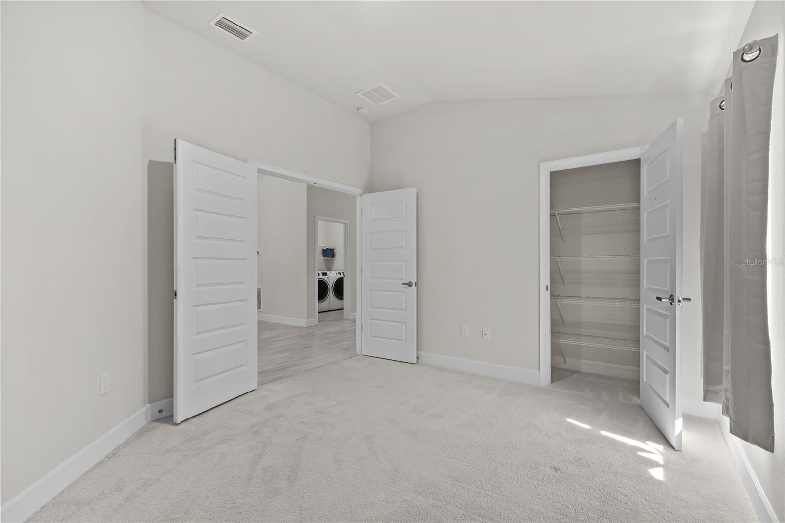 ABBEY GLEN - Residential