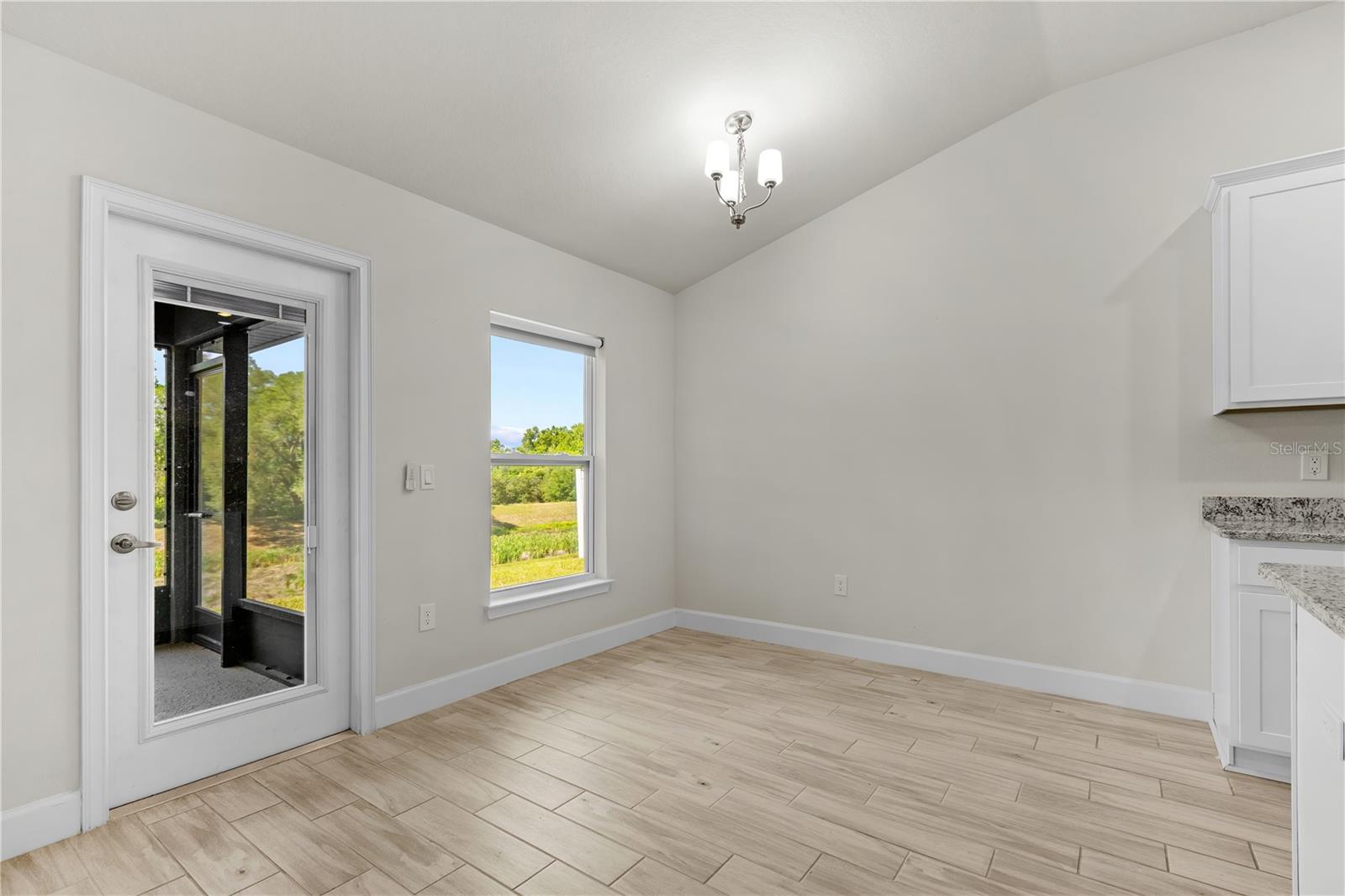 ABBEY GLEN - Residential