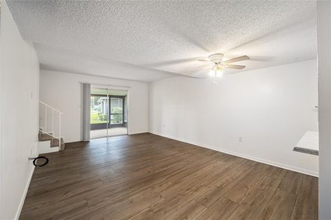 Condominium in OCALA FL 2555 15TH AVENUE 12.jpg