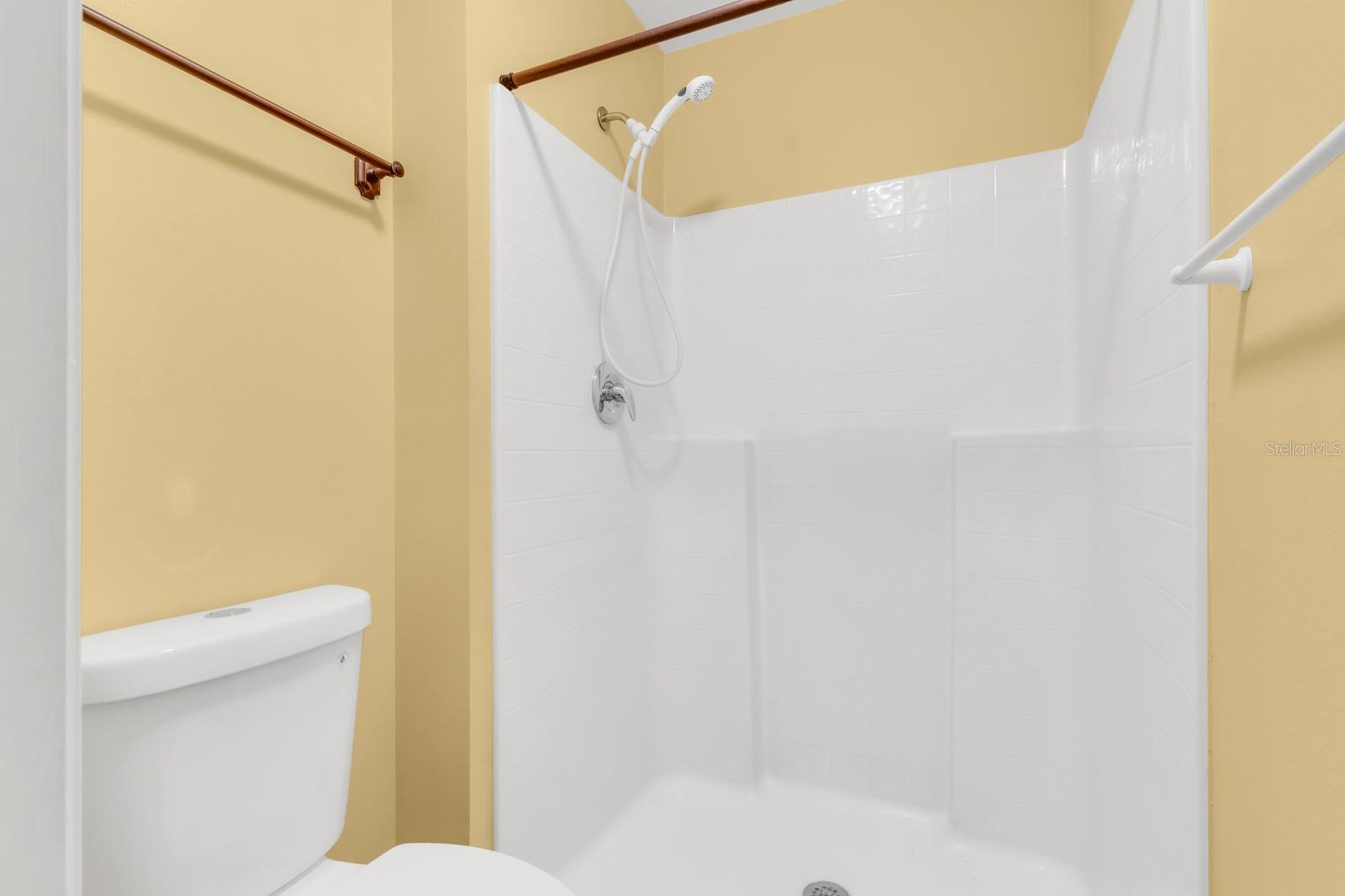 MONTEREY OAKS - Residential