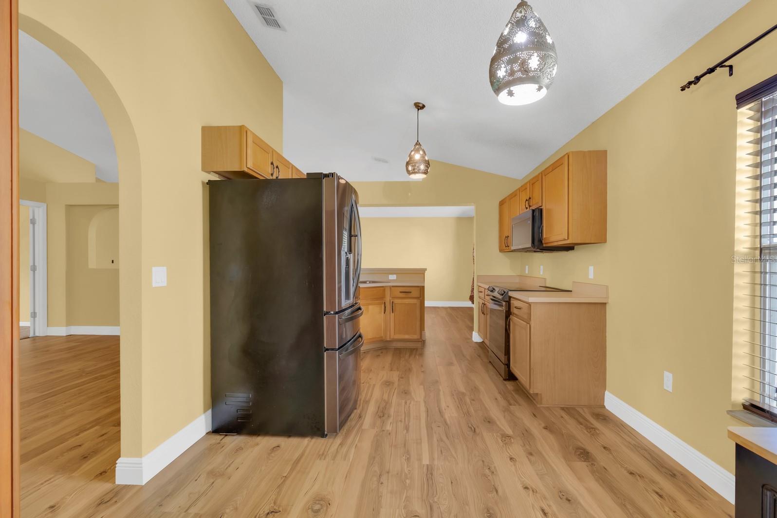 MONTEREY OAKS - Residential