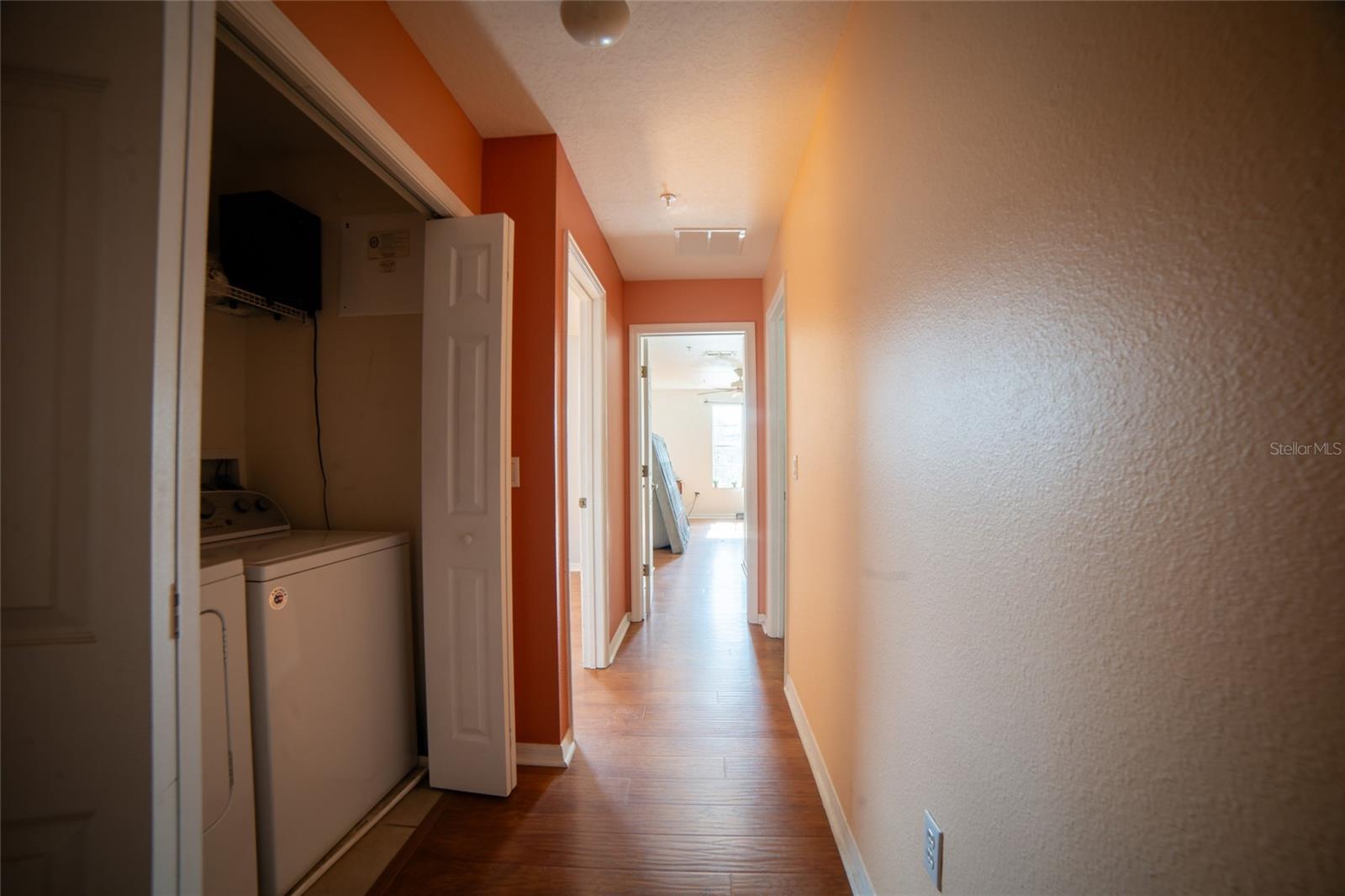 HERITAGE PARK TWNHMS - Residential