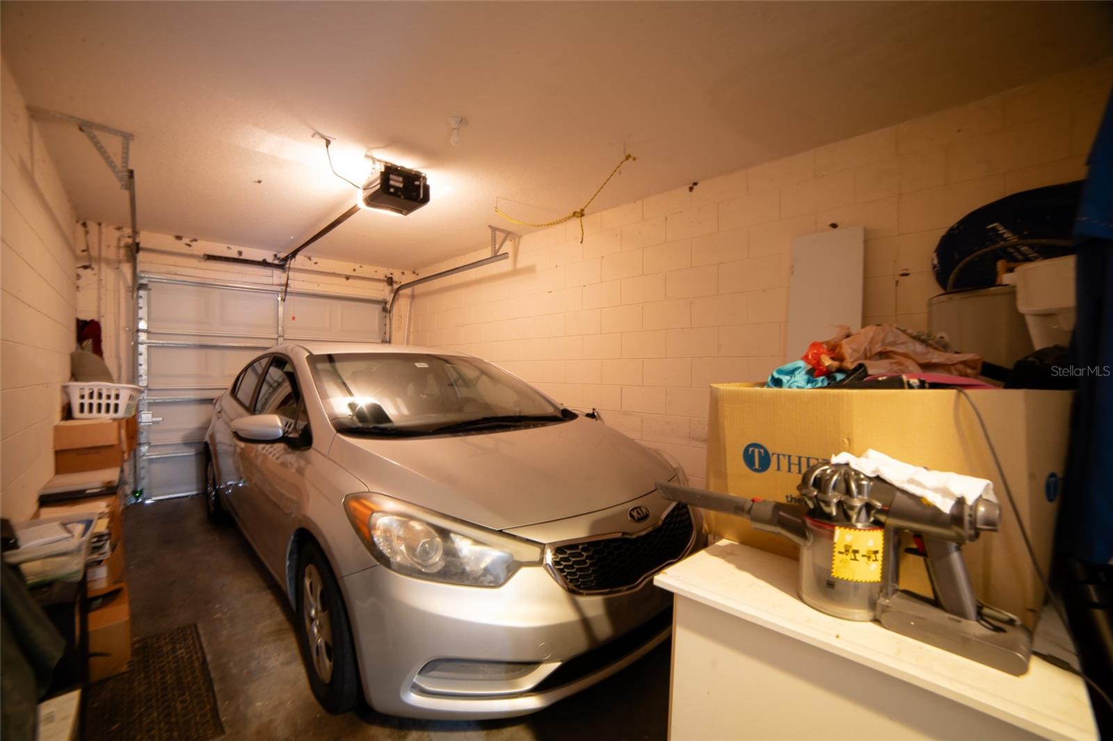 HERITAGE PARK TWNHMS - Residential