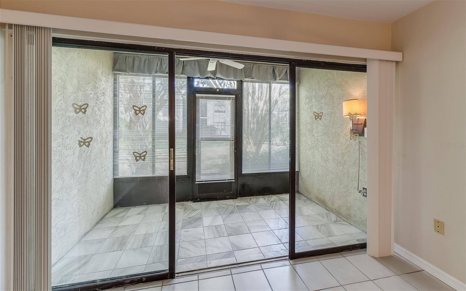 WIMBLEDON PARK CONDO 01 - Residential Lease