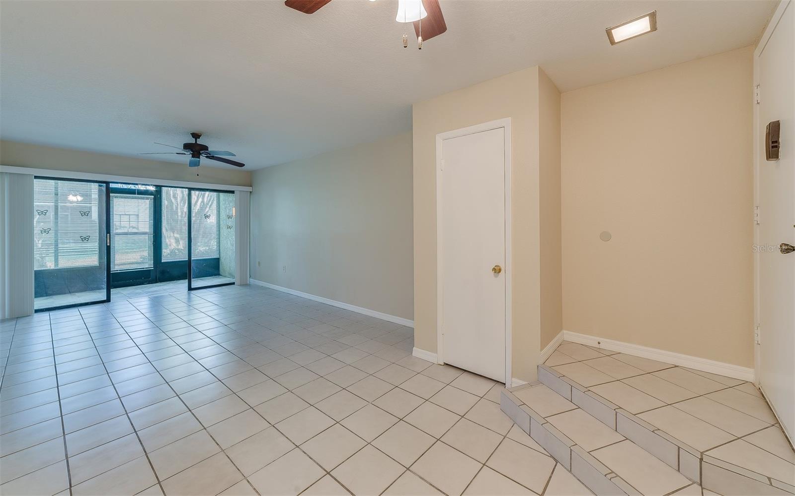 WIMBLEDON PARK CONDO 01 - Residential Lease