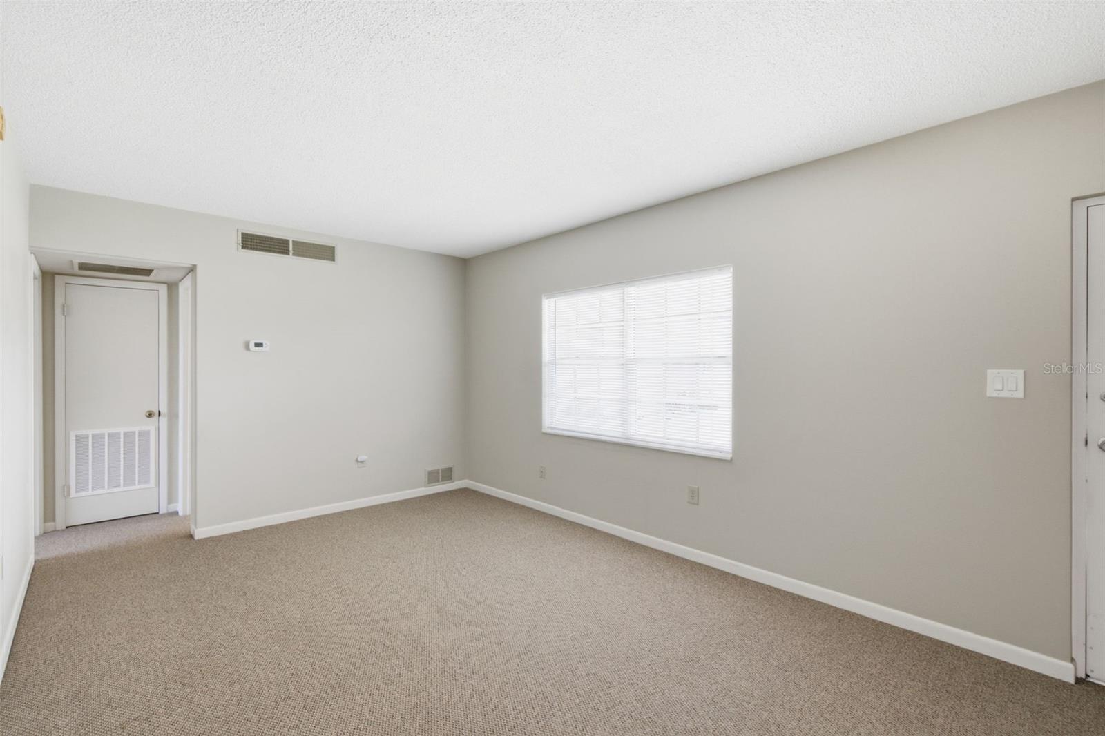 5505 HERNANDES DR 123