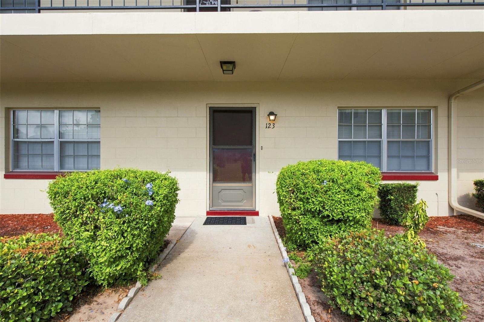 5505 HERNANDES DR 123