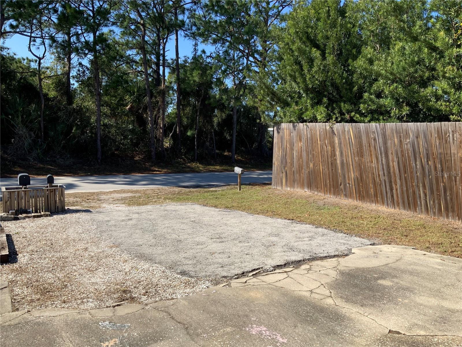 FLORIDA SHORES 01 - Commercial Sale