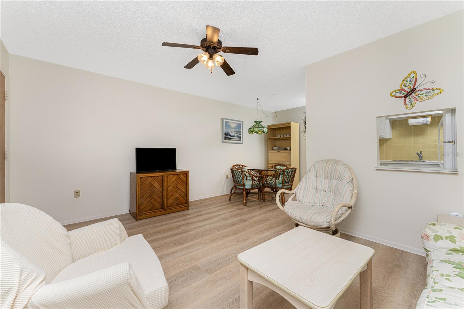 3 QUAILS RUN BOULEVARD 8