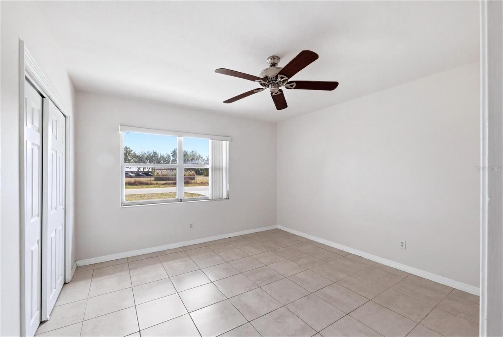 PINE SHORES ESTATE 4TH SEC - Residential