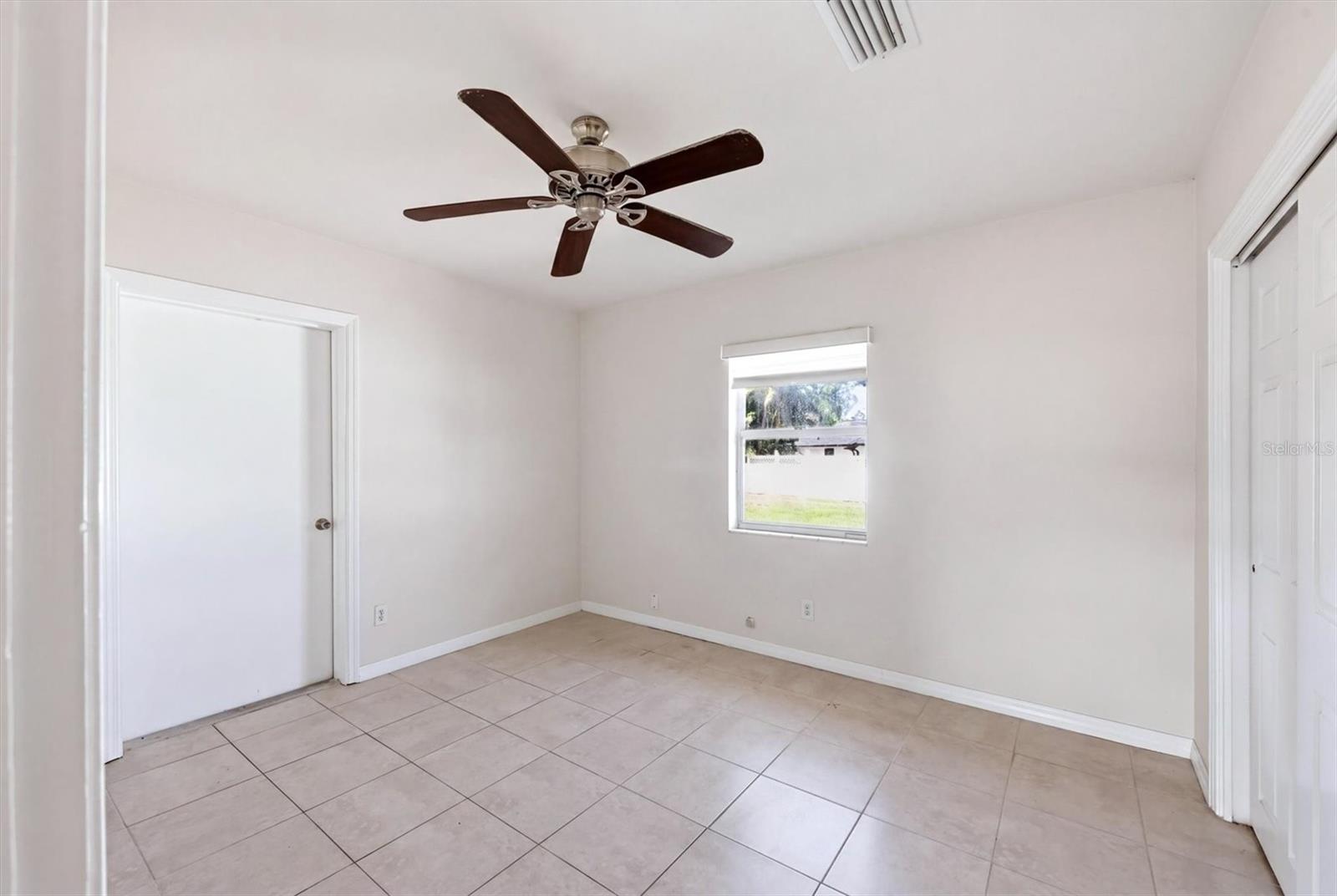 PINE SHORES ESTATE 4TH SEC - Residential