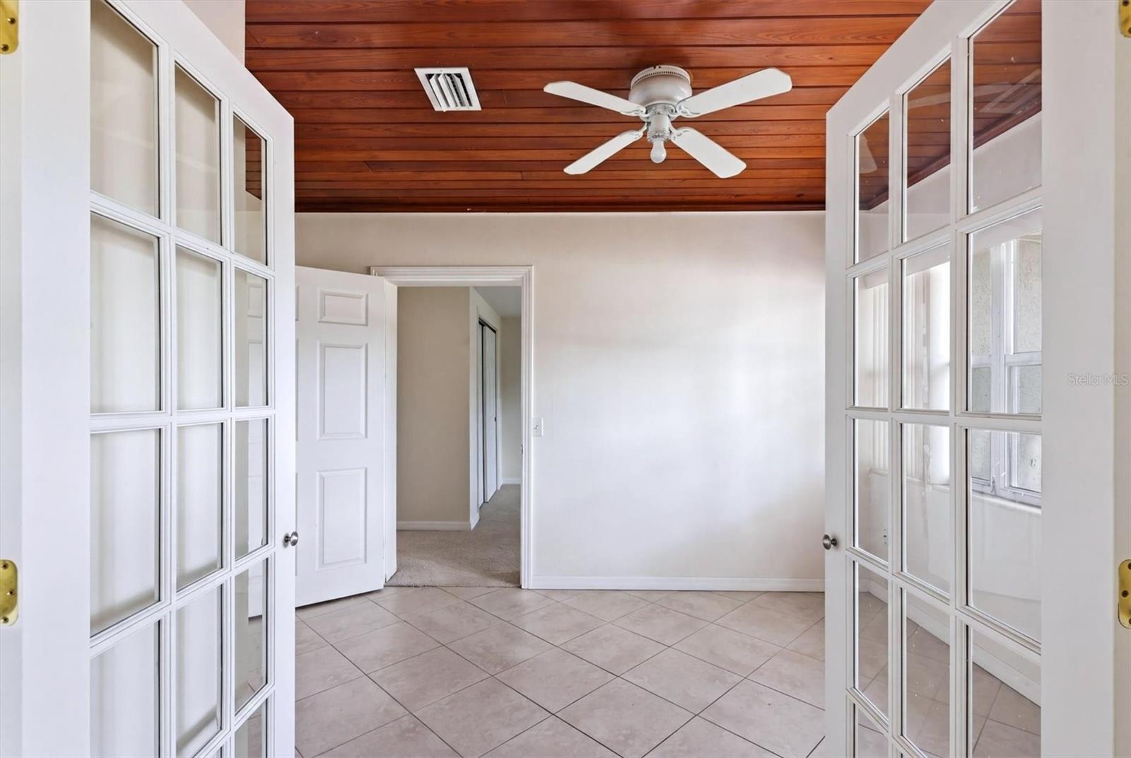 PINE SHORES ESTATE 4TH SEC - Residential