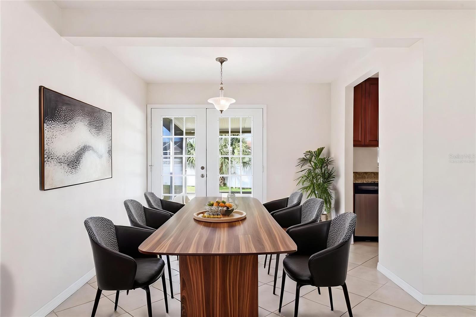 PINE SHORES ESTATE 4TH SEC - Residential