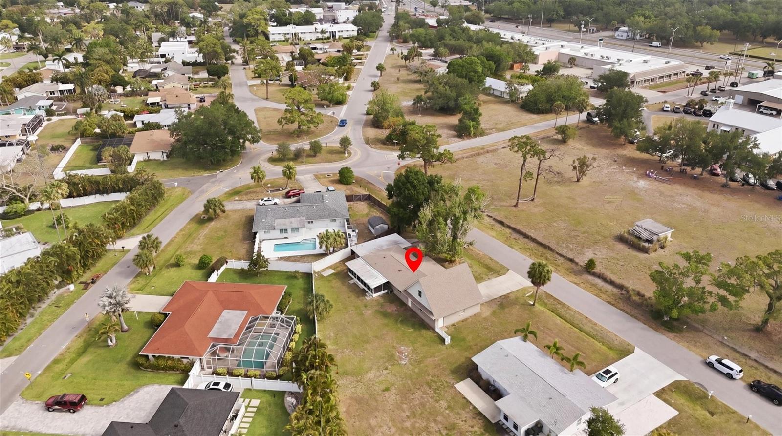 PINE SHORES ESTATE 4TH SEC - Residential