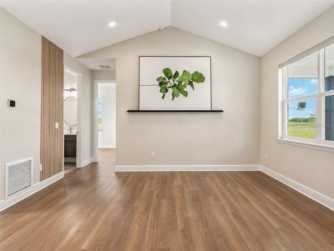 Tiny photo for 13810 Rester Road, Groveland, FL 34736 (MLS # G5112332)