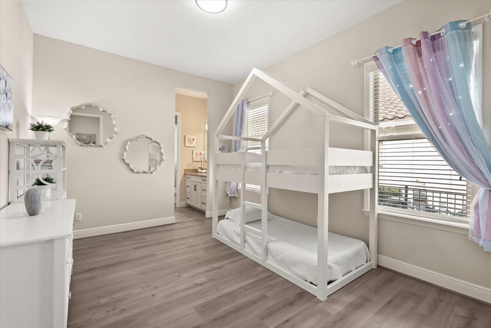 STEEPLE CHASE REP 2B - Residential