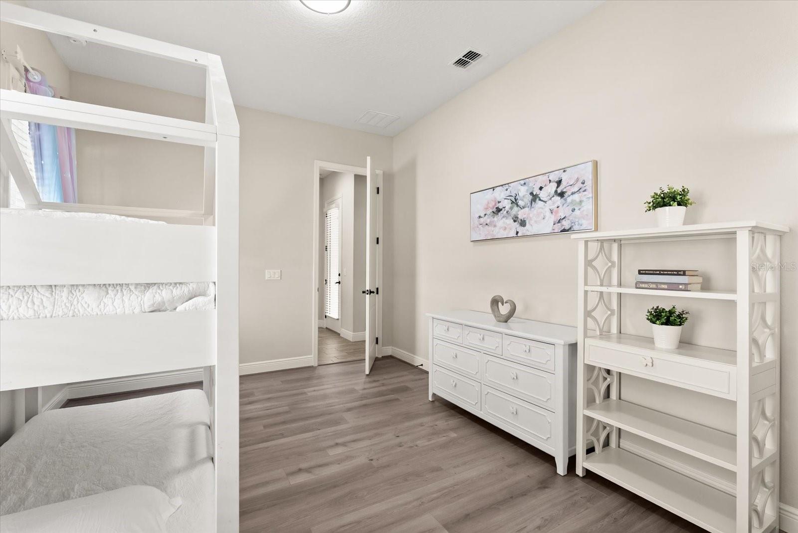 STEEPLE CHASE REP 2B - Residential