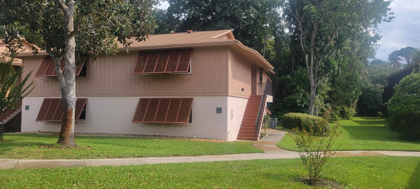 VERY NICE REMODELED UPSTAIRS CONDO UNIT. CERAMIC TILE THROUGH OUT WITH CARPET IN THE BEDROOMS. FULL SIZE WASHER & DRYER INCLUDED ALONG WITH RANGE, REFRIGERATOR AND DISHWASHER. MUST SEE TO APPRECIATE.