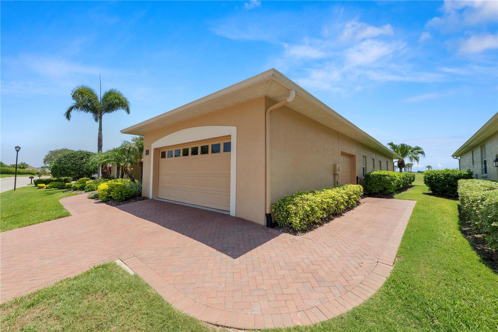 2936 GRASSLANDS DRIVE