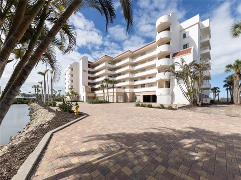 Photo of 550 W Flamingo Drive #301, Venice, FL 34285 (MLS # N6143504)