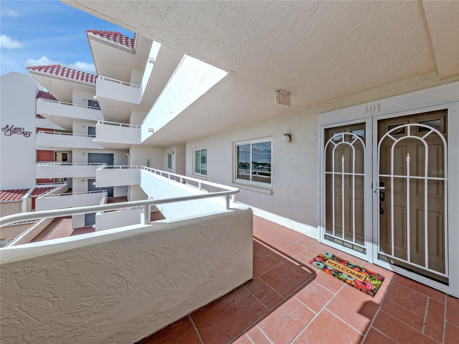 550 W FLAMINGO DRIVE 301