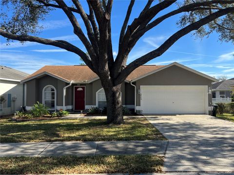 Photo of 3953 Derby Drive, Lakeland, FL 33809 (MLS # K4903189)