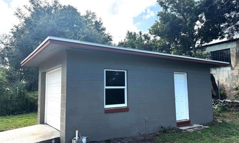 Tiny photo for 809 Oak Drive, Leesburg, FL 34748 (MLS # O6453005)