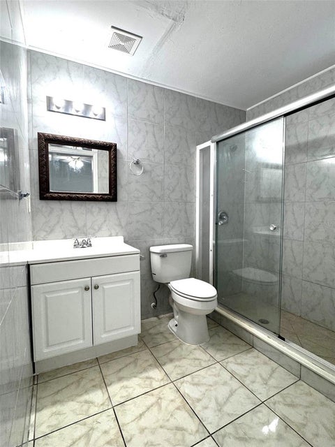 Tiny photo for 809 Oak Drive, Leesburg, FL 34748 (MLS # O6453005)